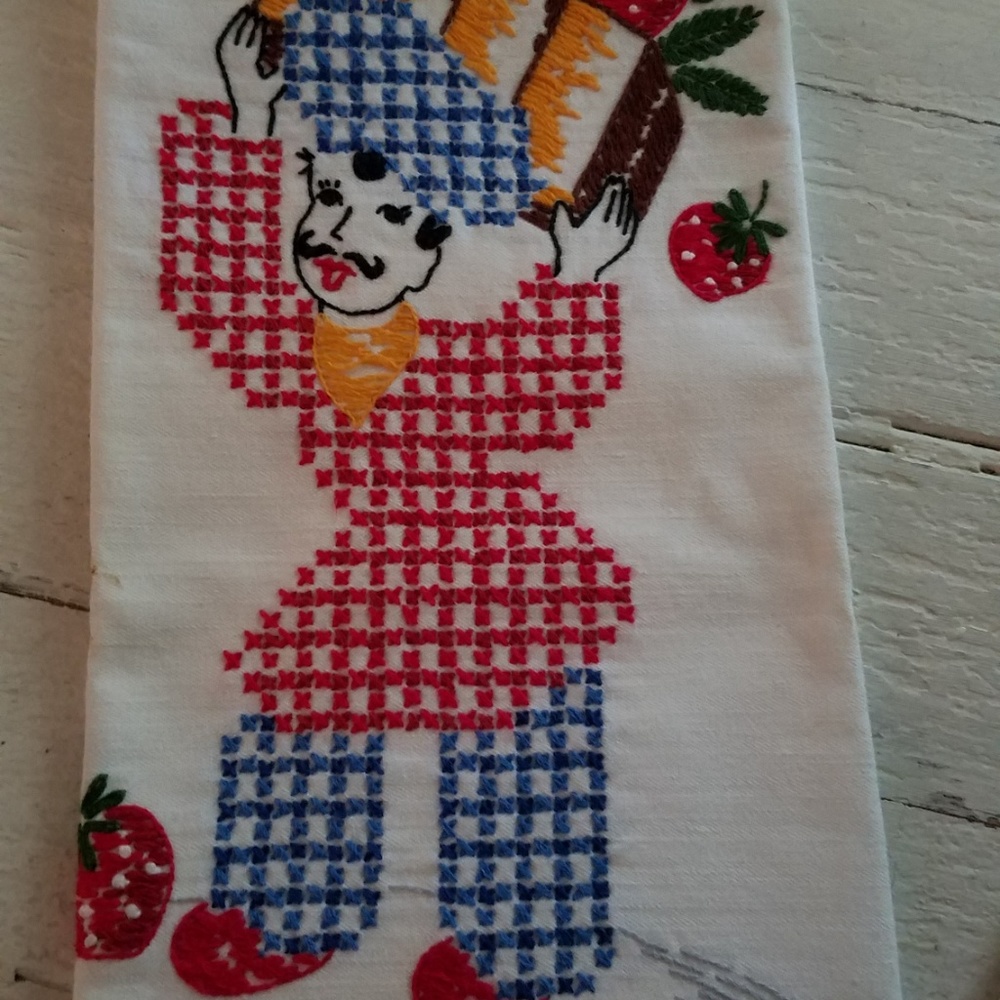Vintage-look Italian Tea Towels Cross Stitched New - Picture 3 of 6